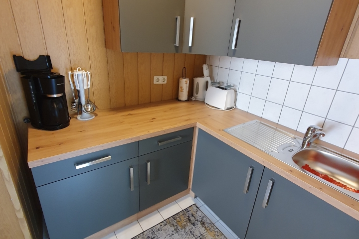 Kleinküche (Wohnung 1)