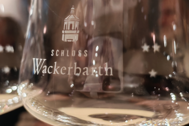 Wein- oder Sektprobe