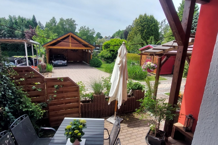 Carportstellplatz rechts
