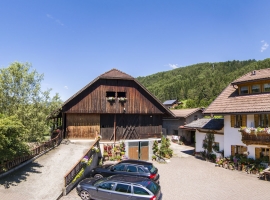 Pichlerhof im Sommer