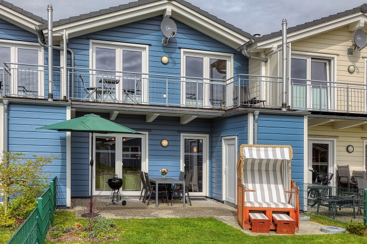 Beispielbild Außenansicht Typ D mit Terrasse