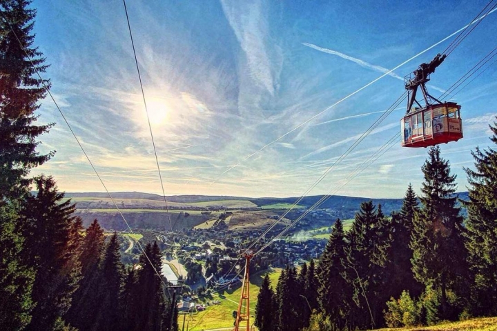 Fichtelberg - höchster Berg Sachsens 1214 m mit Schwebebahn (40 km Entfernung von der Unterkunft)
