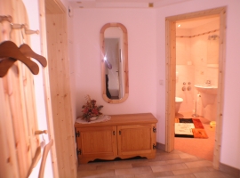 Eingangsbereich mit Garderobe