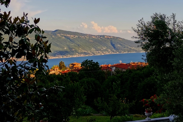 Casa Maja, herrlicher Blick auf den See in der Abendsonne