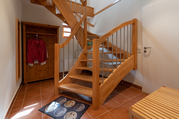 Der Aufgang vom Erd- ins Obergeschoss